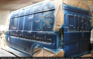 Proces malowania reklamy na samochodzie Fiat Ducato dla CIH Ultra Chemicals.