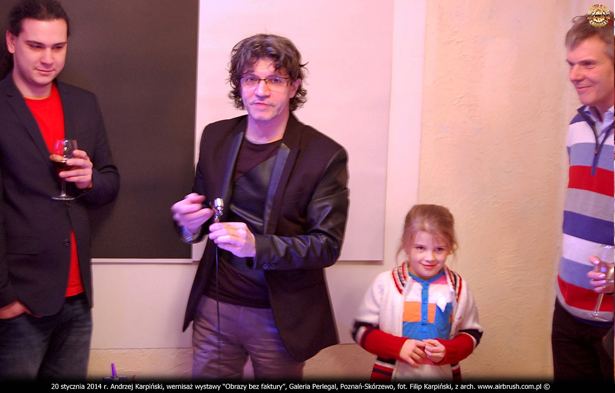 20 stycznia 2014 r. Andrzej Karpiński, wernisaż wystawy “Obrazy bez faktury”, Galeria Perlegal, Poznań-Skórzewo, fot. Filip Karpiński