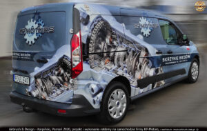 KP-Motors, skrzynie biegów - projekt i wykonanie reklamy na samochodzie Ford Transit Connect 2020 r.