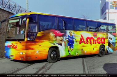 Autokar piłkarzy Lech Poznań i Amica Wronki 1997.