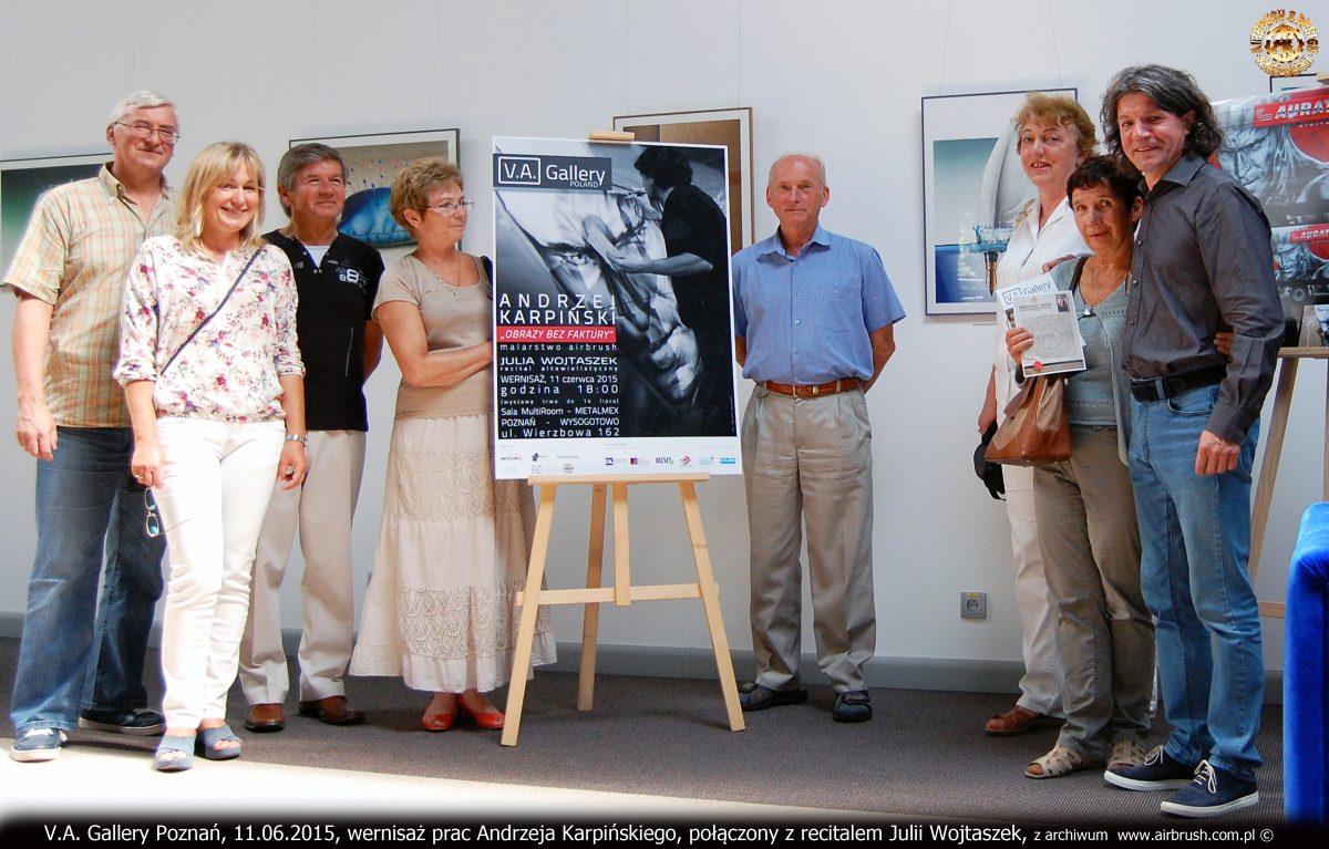 V.A. Gallery Poznań, 11.06.2015, wernisaż prac Andrzeja Karpińskiego, na zdjęciu: Marzena Karpińska, Małgorzata Szymańska, Łukasz Szymański, Alina Górna, Roman Górny, Grażyna Szymańska, Jerzy Szymański,