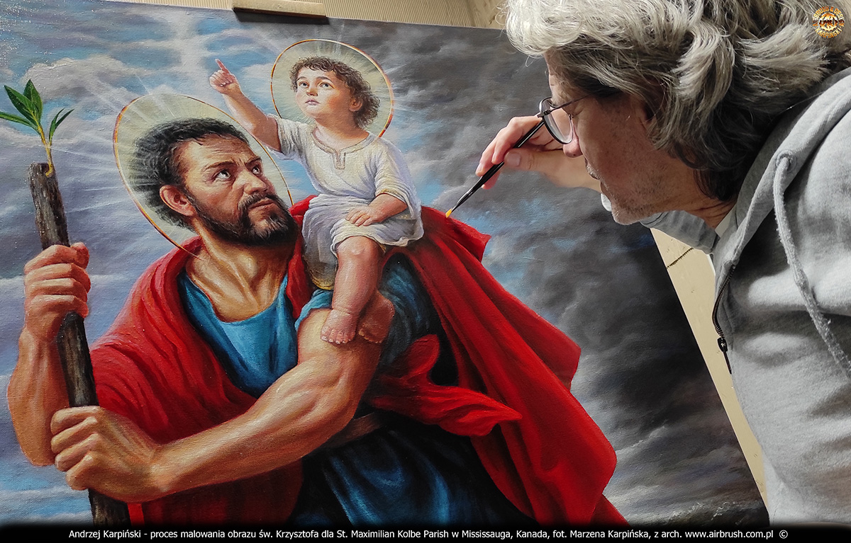 Obraz na płótnie o wymiarach 83x125cm przedstawiający świętego Krzysztofa dla kościoła pw. św. Maksymiliana Kolbe w Mississauga, Toronto malowany przez Andrzeja Karpińskiego ze Skórzewa koło Poznania w marcu 2026 roku.